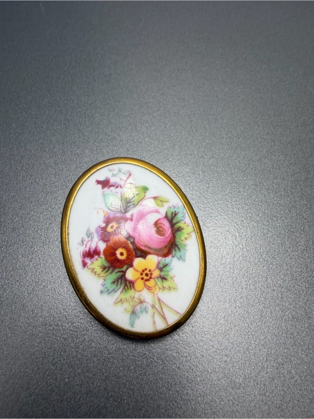 🙈2/$40 Vintage Floral Bone China  Oval Brooch with Gold Tone Frame